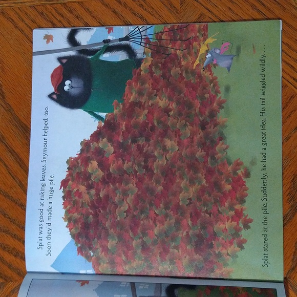 ✨5/$15✨ Children's Book - Splat the Cat and the Pumpkin-Picking Plan - Picture 5 of 12